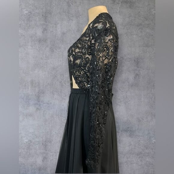 Black Lace Bolero by Onyx Nite - Picture 3 of 8